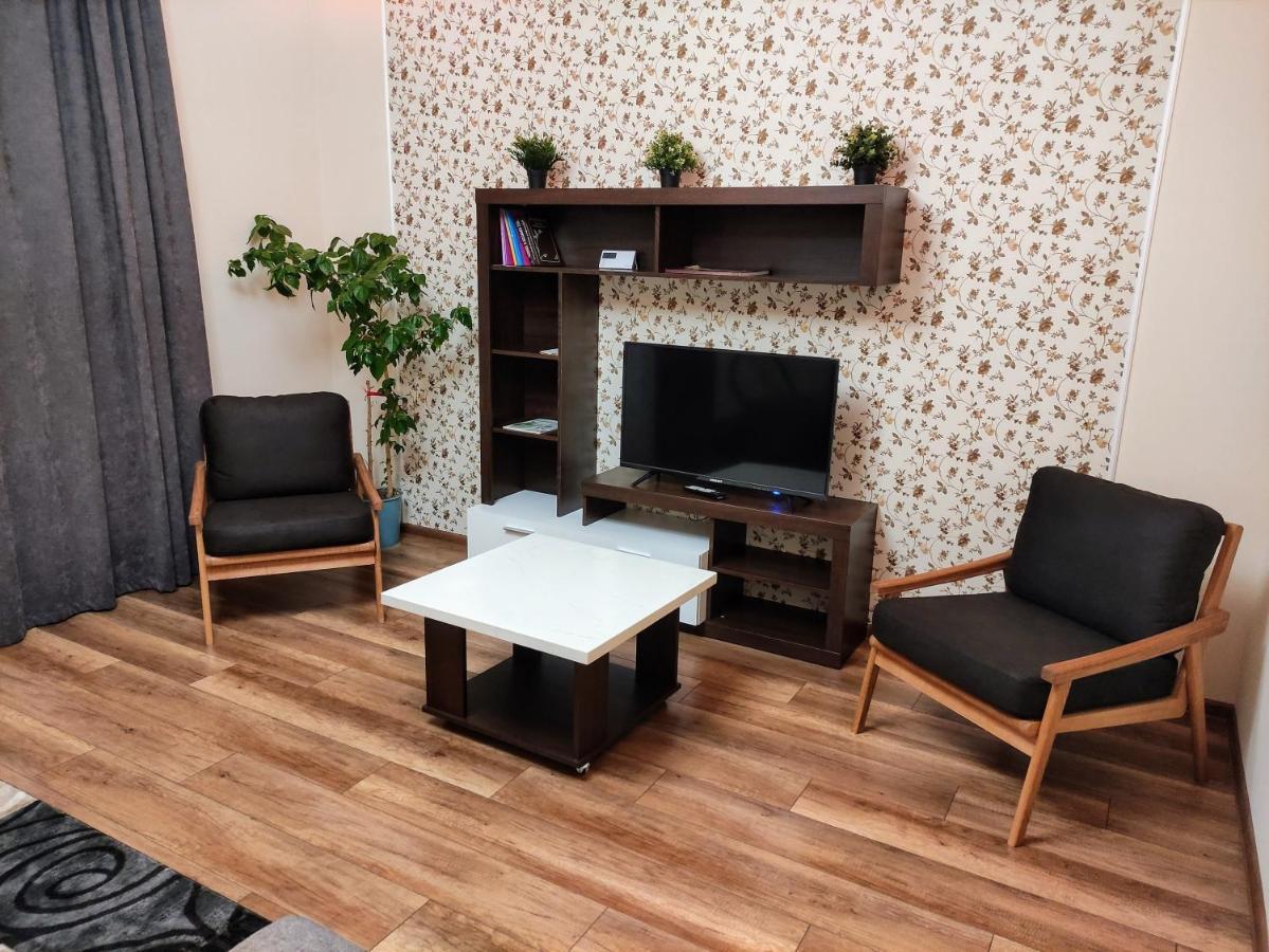 Апартаменти Двокімнатні В Центрі Міста На Ерусалимці Поруч З Фонтаном Рошен Vinnytsia Exterior photo