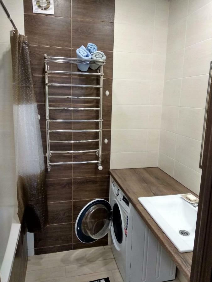 Апартаменти Двокімнатні В Центрі Міста На Ерусалимці Поруч З Фонтаном Рошен Vinnytsia Exterior photo